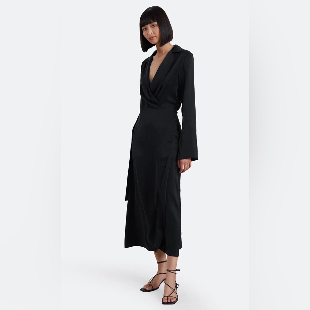 NWT Bec + Bridge Amber Long Sleeve Wrap Maxi Dress size US 4 small Black silk